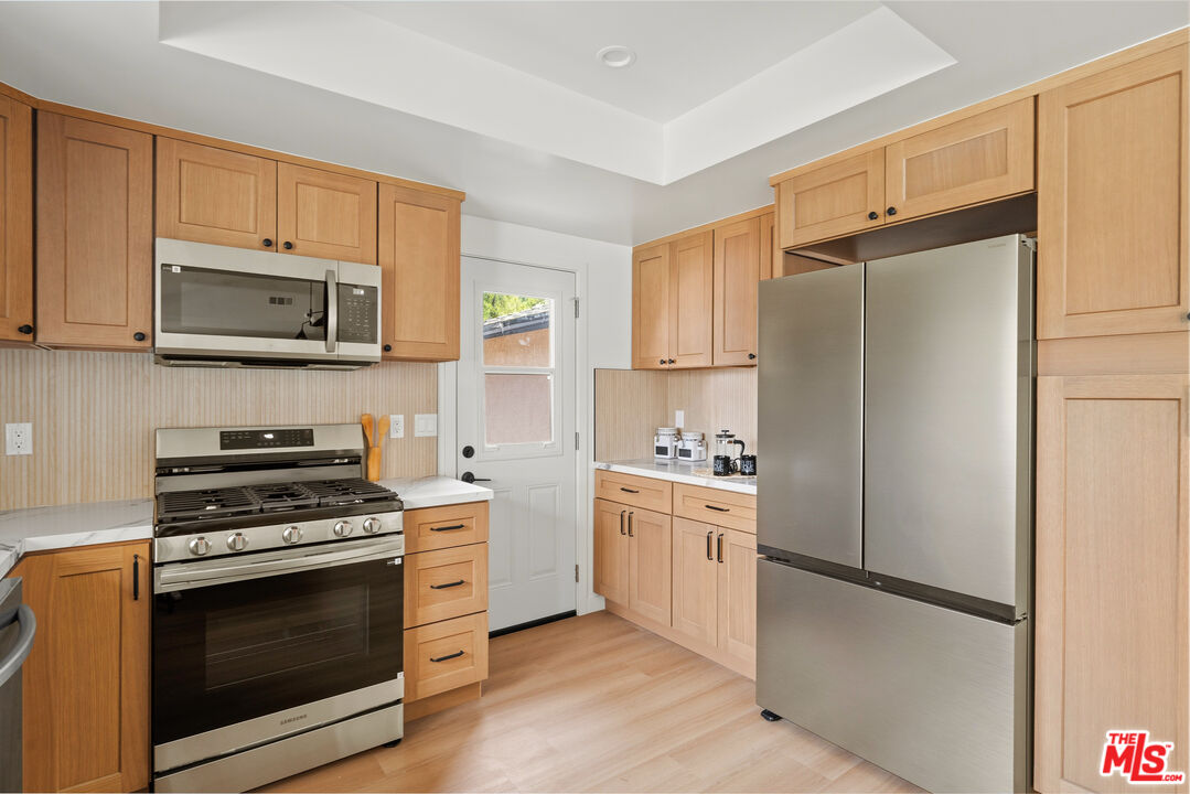 974 La Canada Verdugo Rd