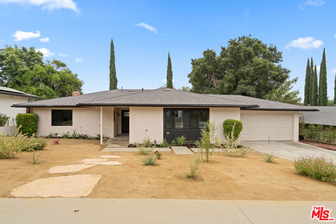 974 La Canada Verdugo Rd