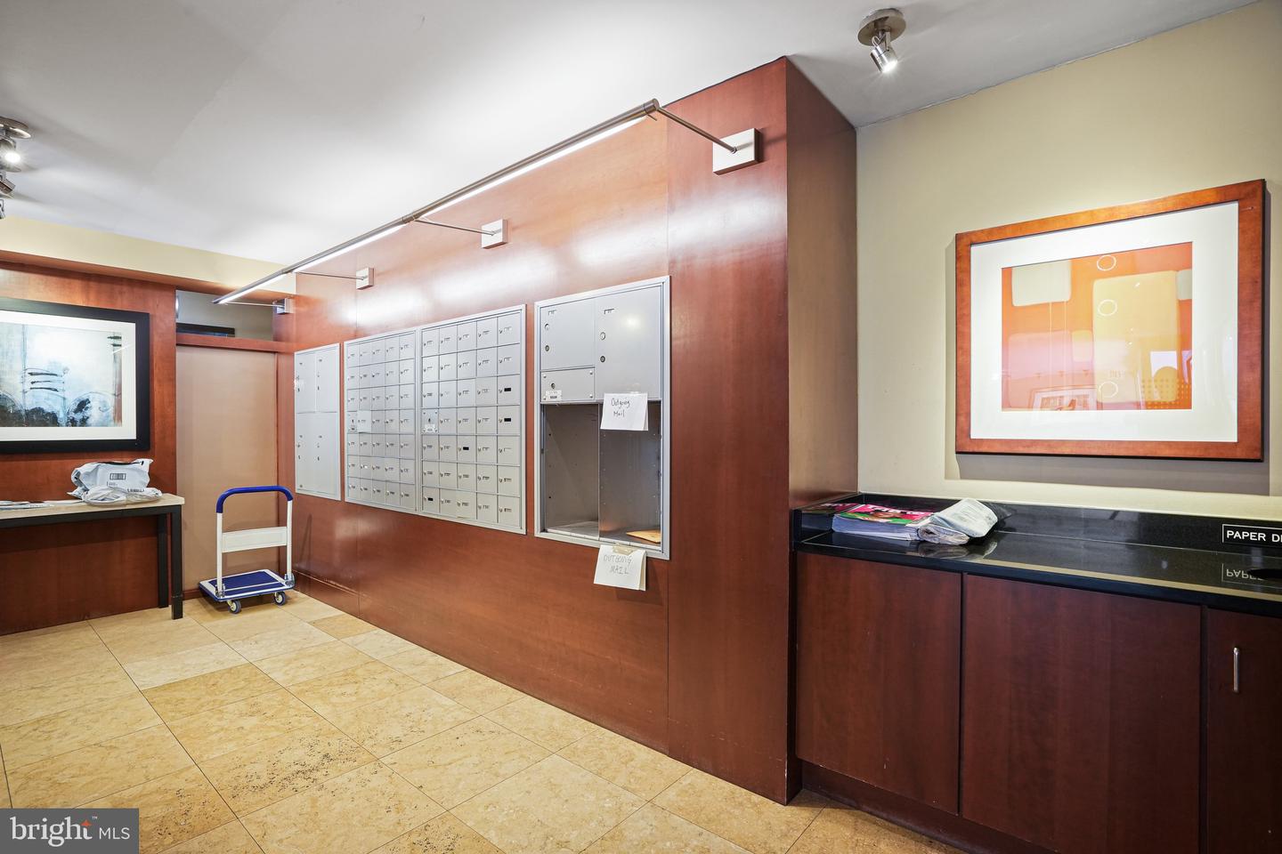 2725 39th St NW #416