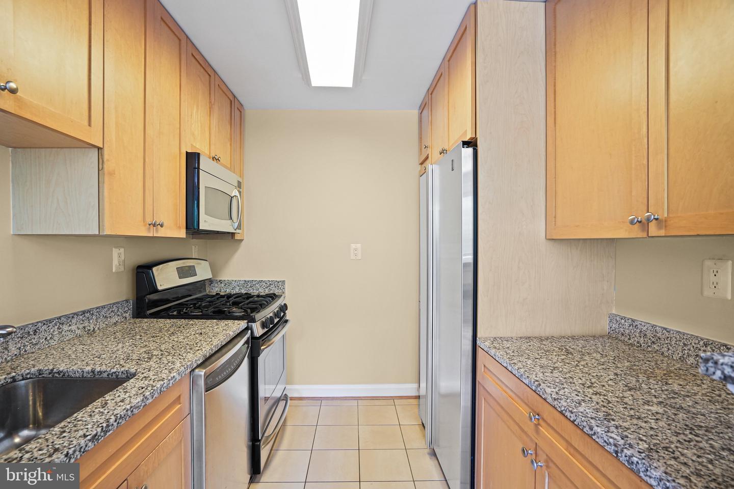 2725 39th St NW #416