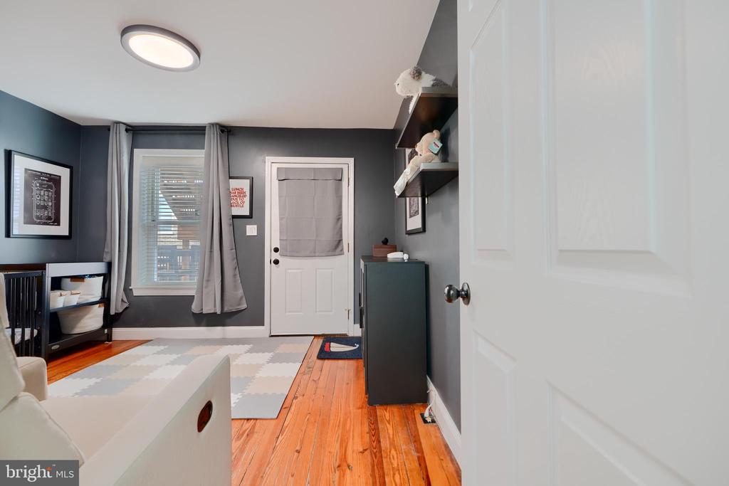 3406 Fait Ave