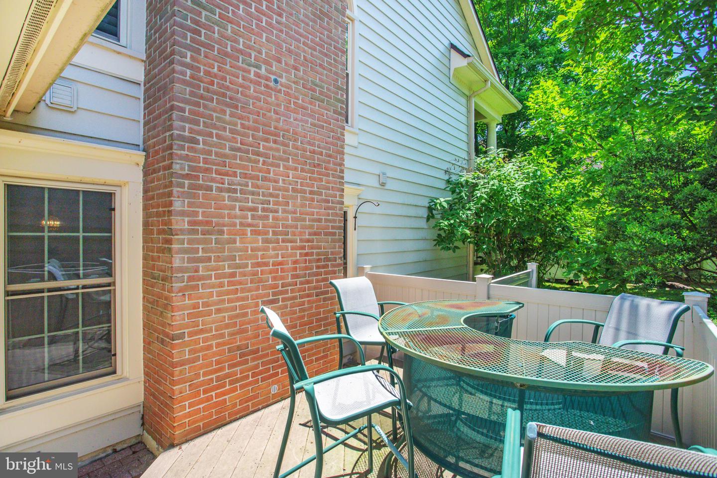 5810 Linden Square Ct #39