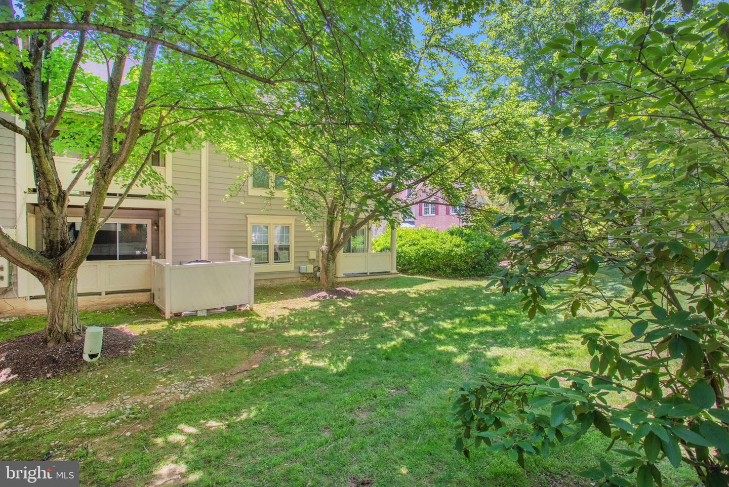 5810 Linden Square Ct #39