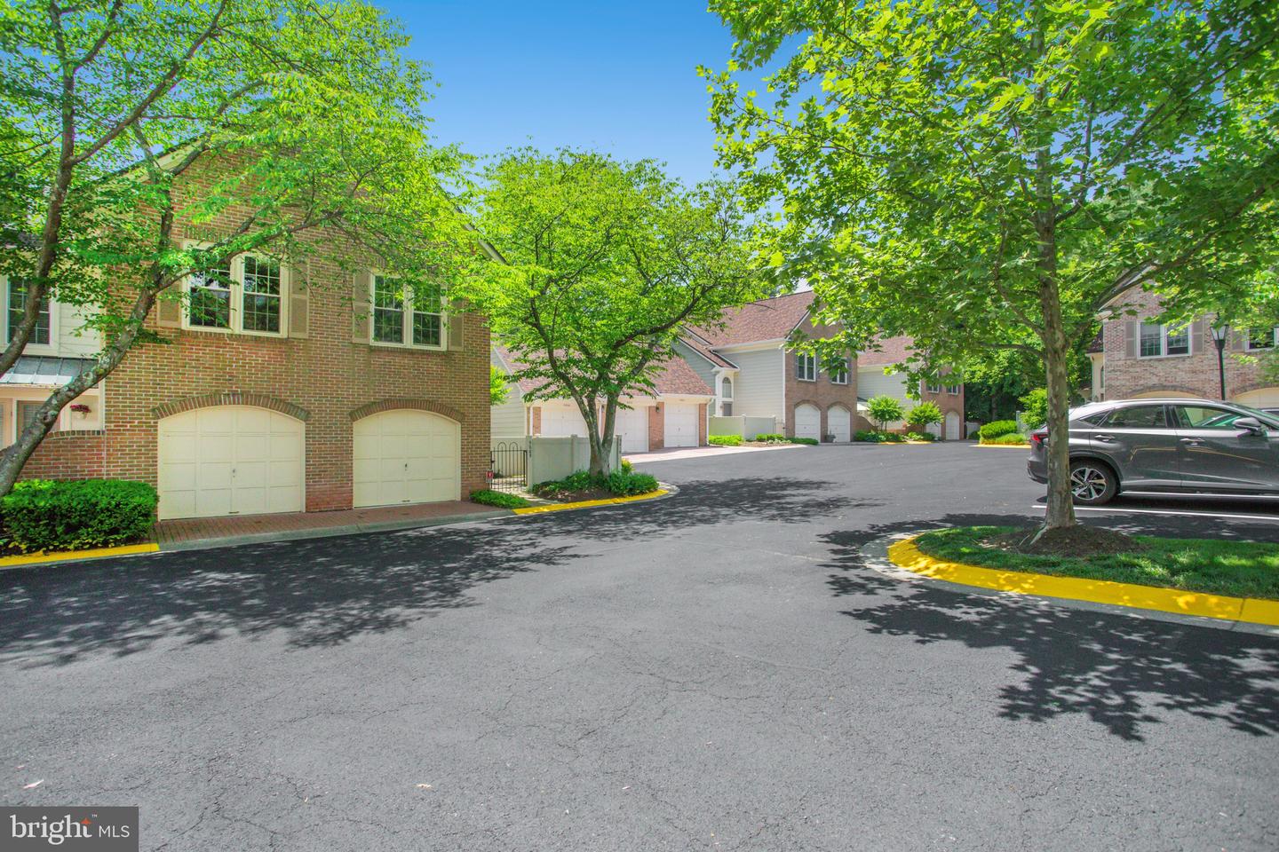 5810 Linden Square Ct #39