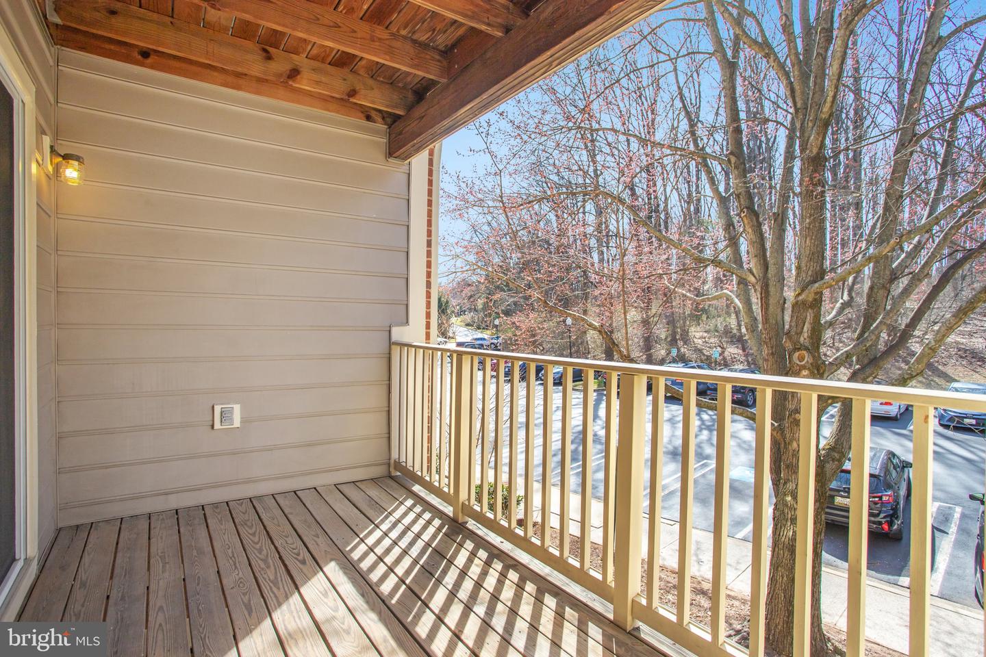 111 Timberbrook Ln #201