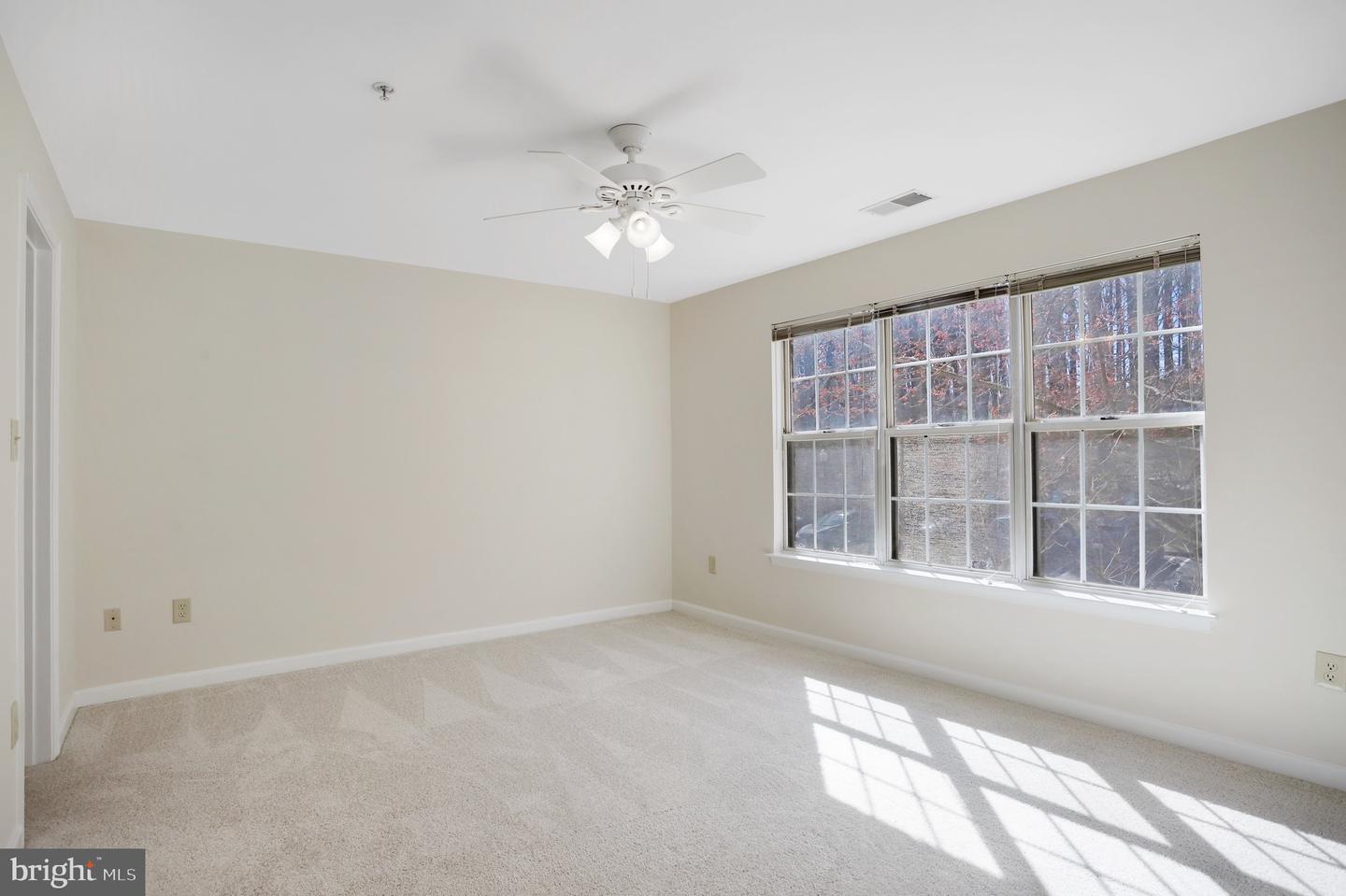 111 Timberbrook Ln #201