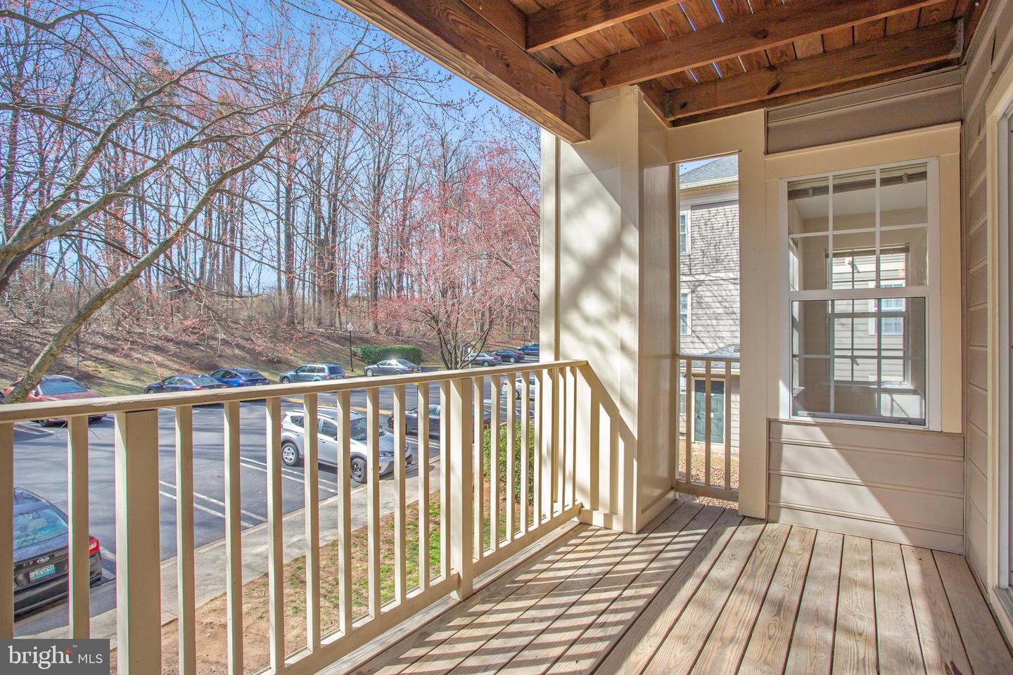 111 Timberbrook Ln #201