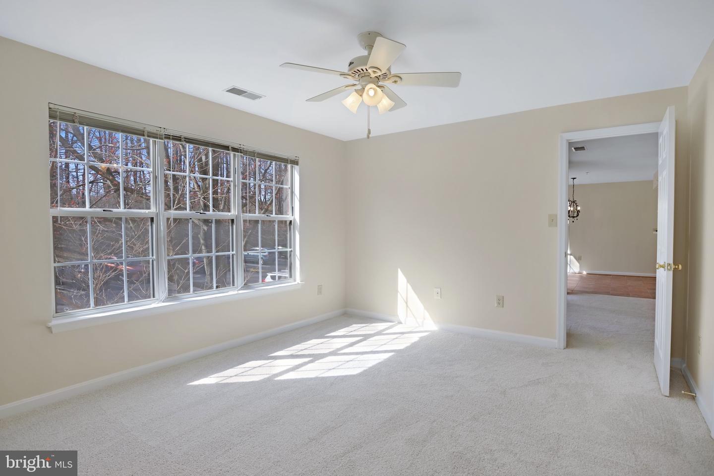 111 Timberbrook Ln #201