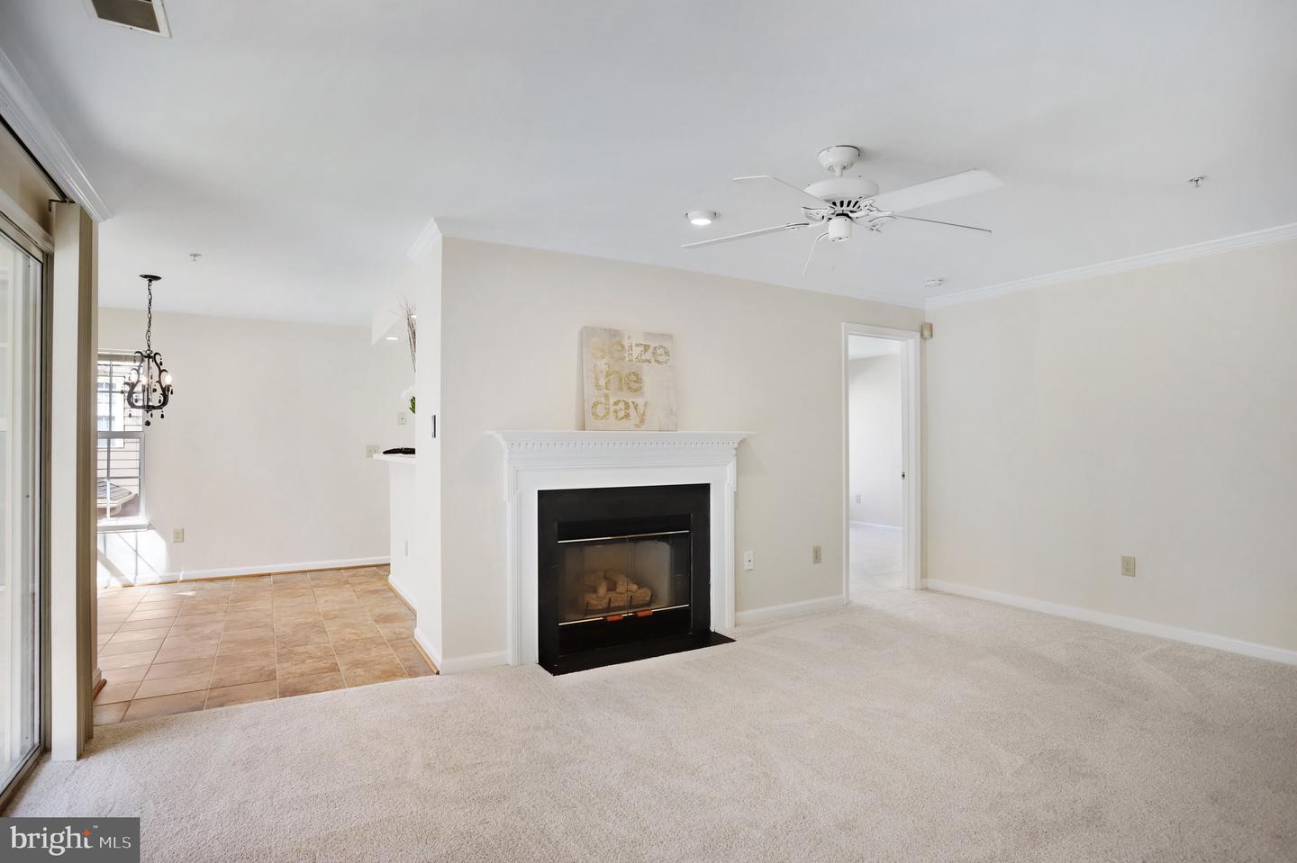 111 Timberbrook Ln #201