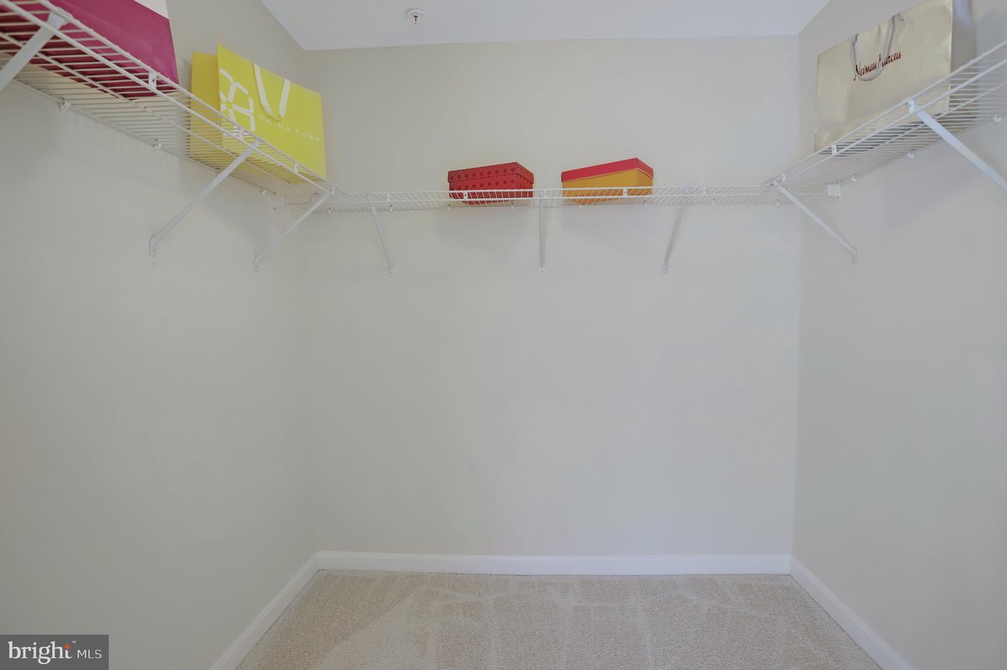 111 Timberbrook Ln #201