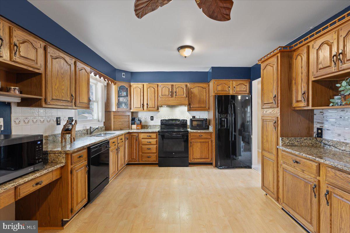 12900 Wheatland Way