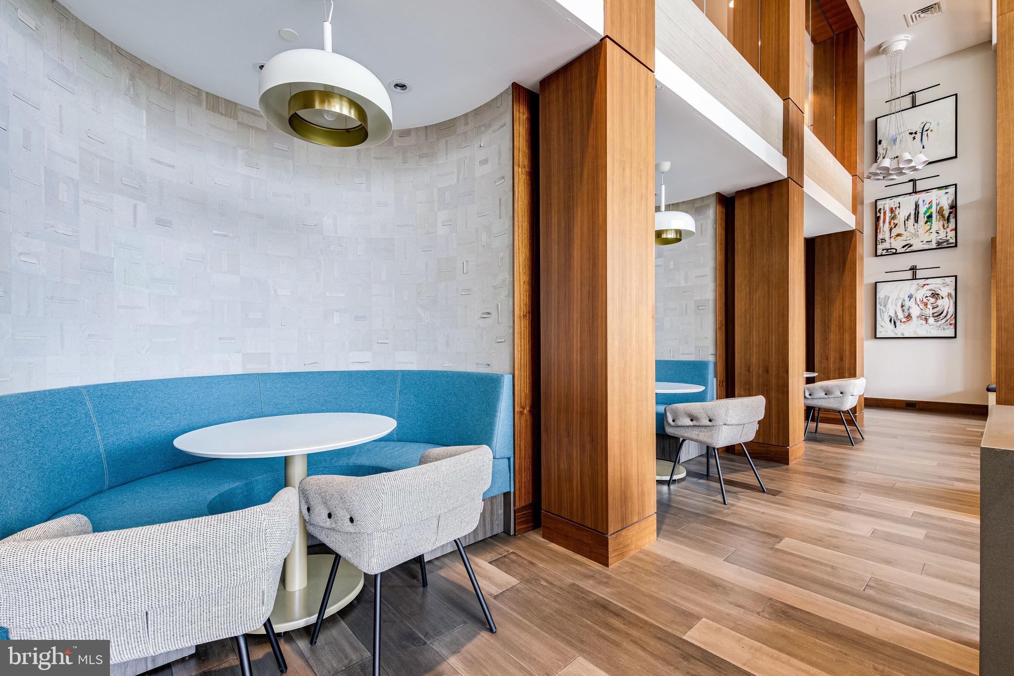 145 RIVERHAVEN DR #135