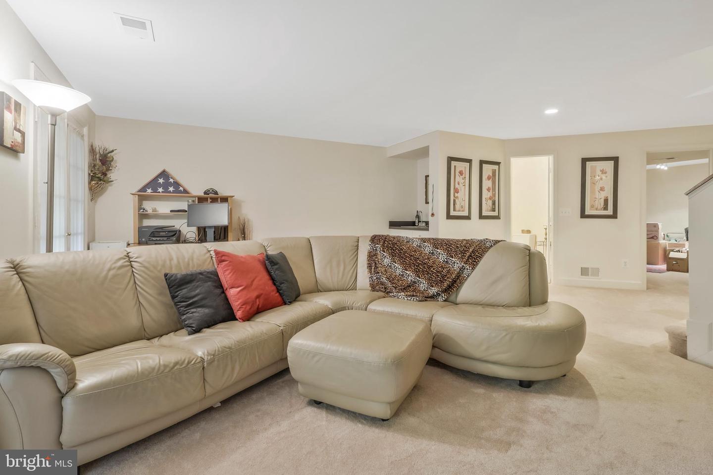 3915 Kathryn Jean Ct