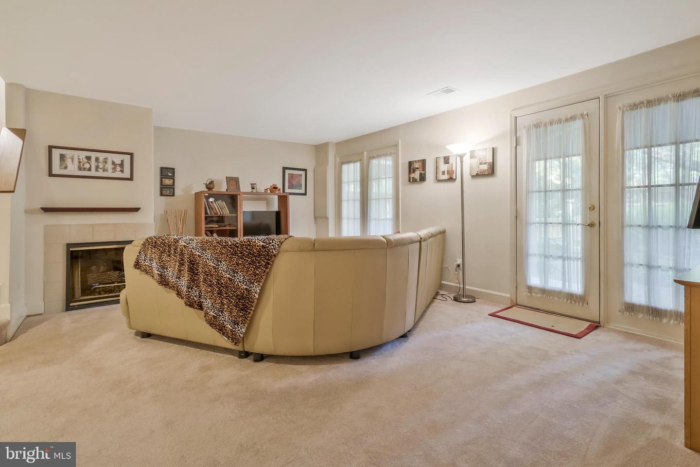 3915 Kathryn Jean Ct