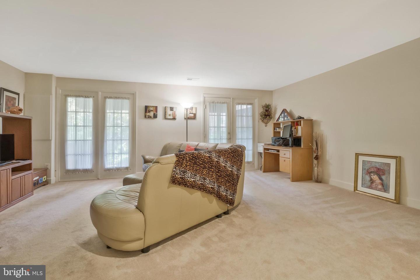 3915 Kathryn Jean Ct