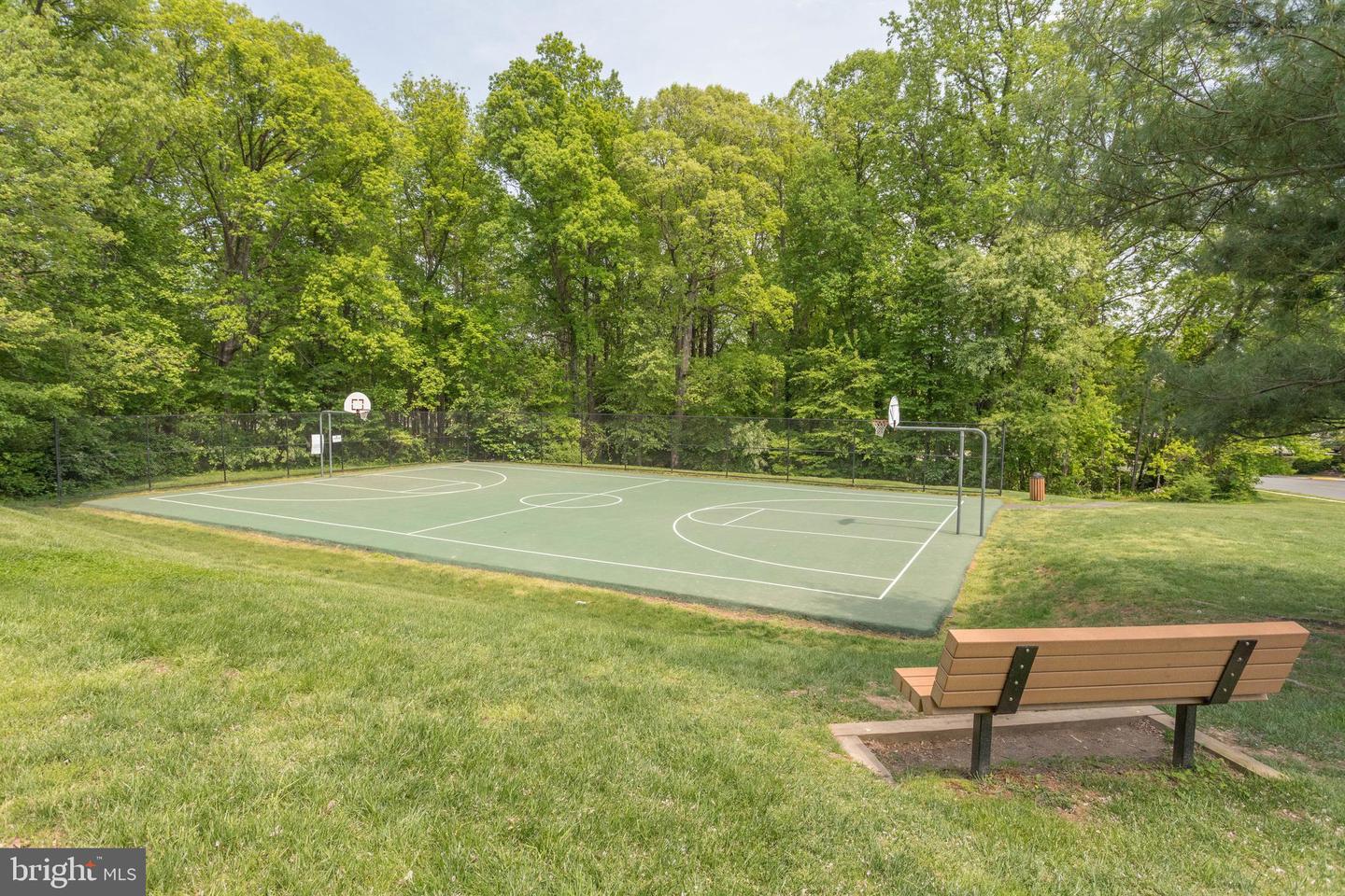 3915 Kathryn Jean Ct