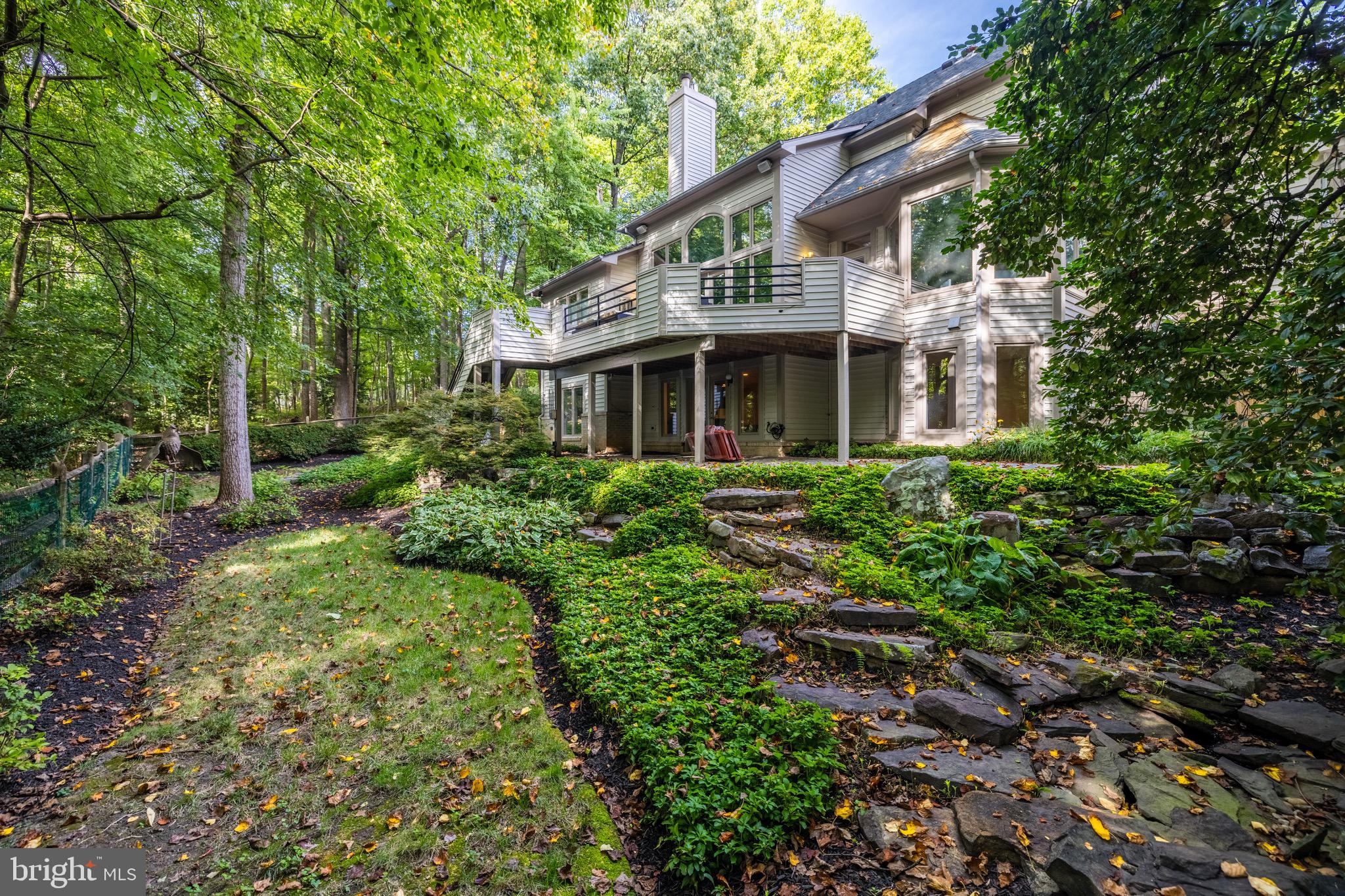 1100 Water Pointe Ln