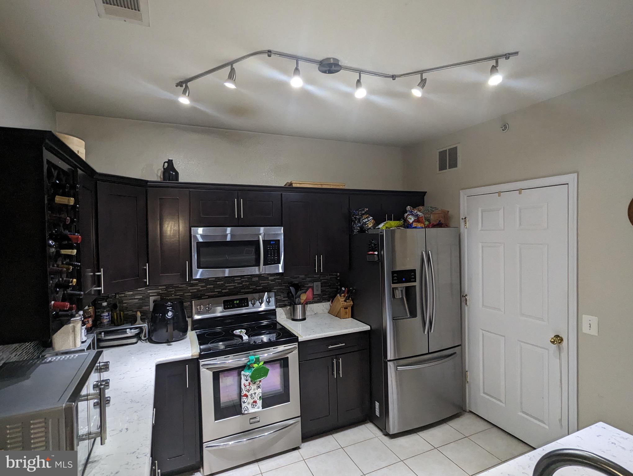 1530 Spring Gate Dr #9411