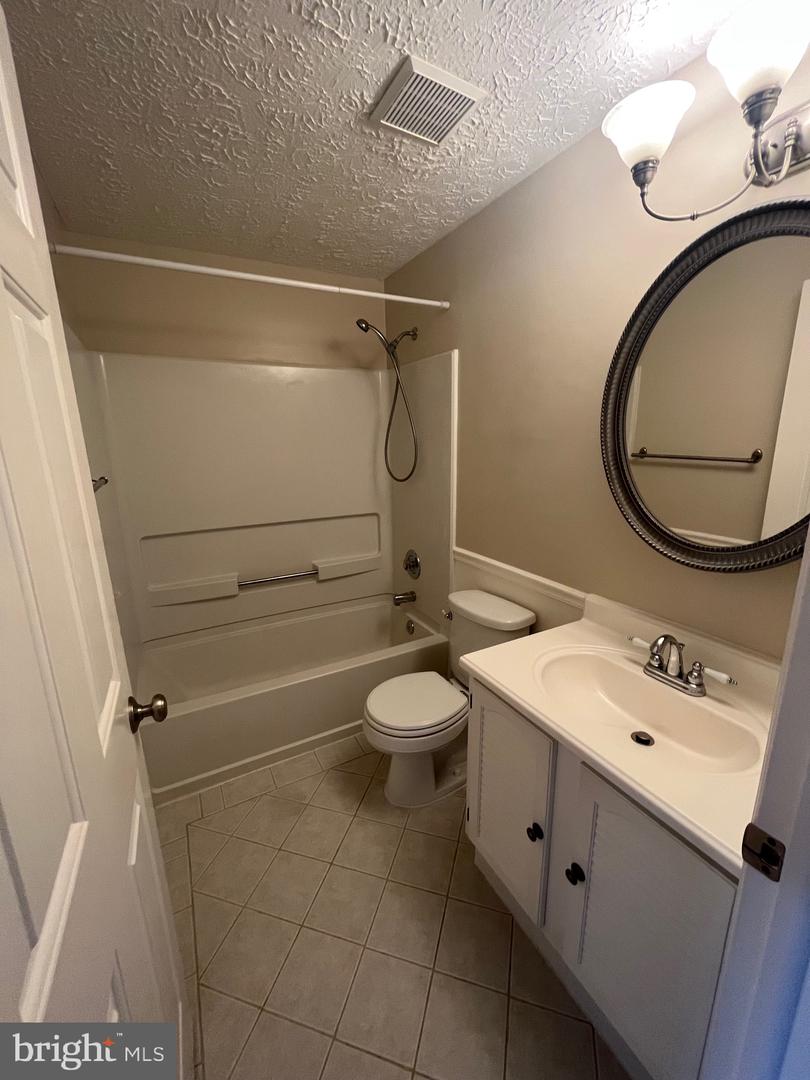 14130 Honey Hill Ct
