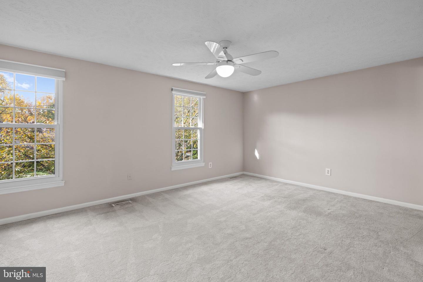 1526 Autumn Ridge Cir