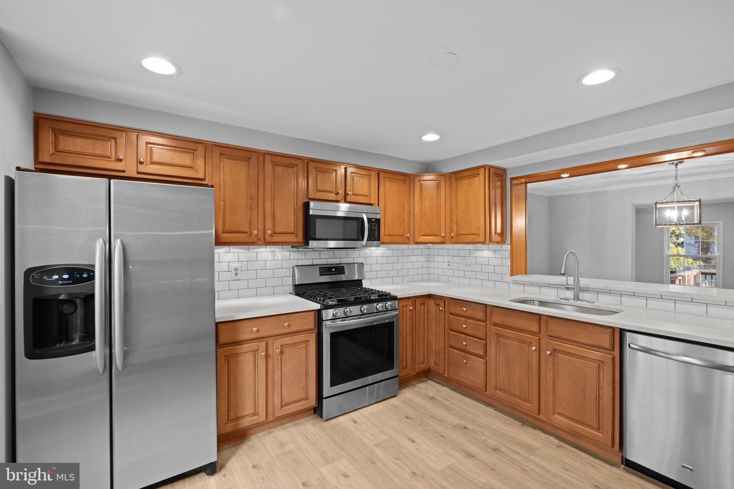 1526 Autumn Ridge Cir