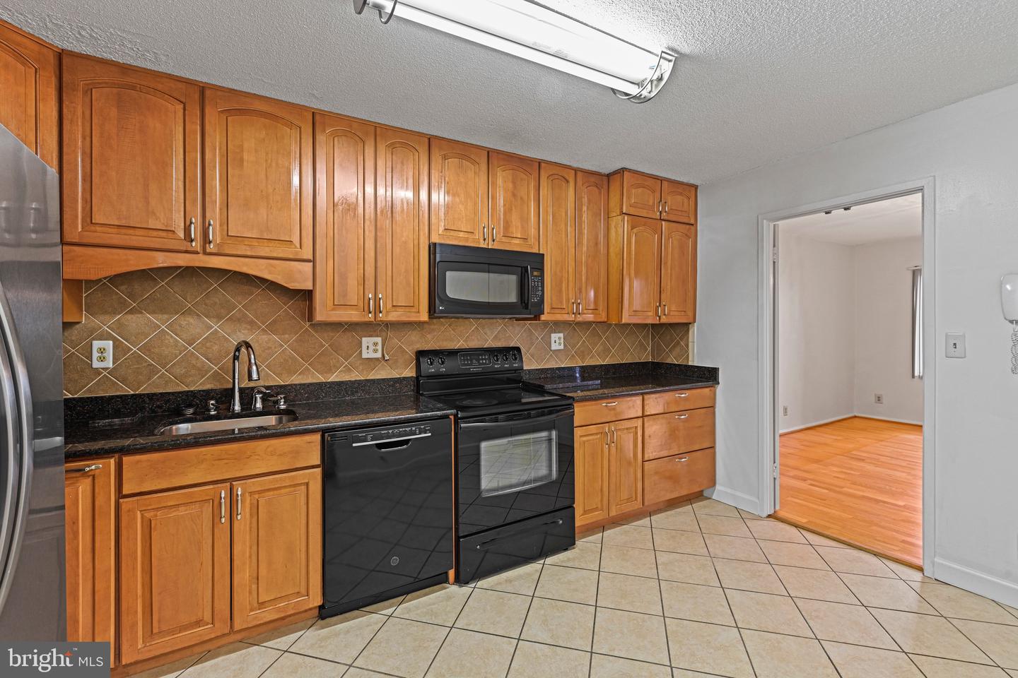 8340 Greensboro Dr #821