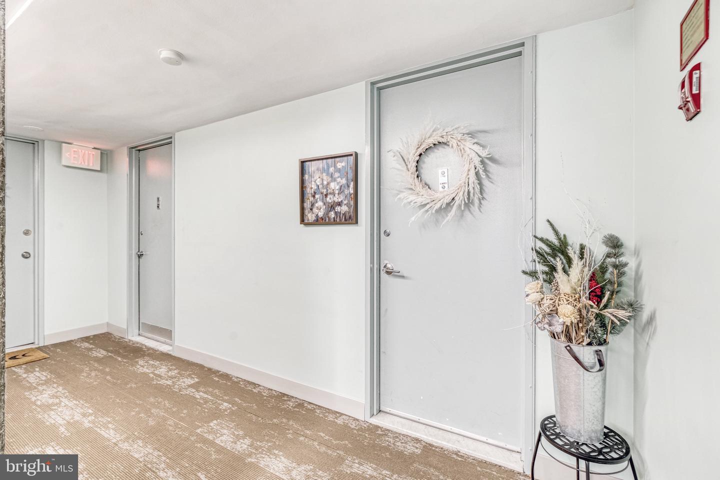 11400 Washington Plz W #303