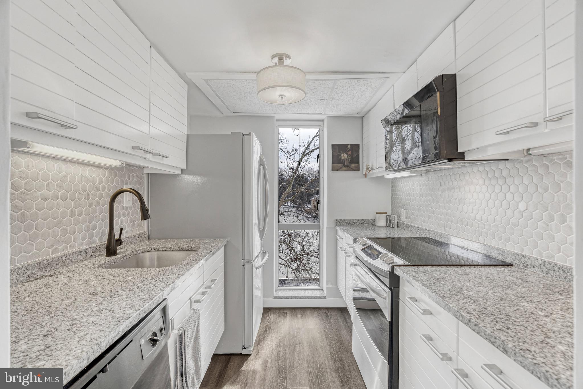 11400 Washington Plz W #303