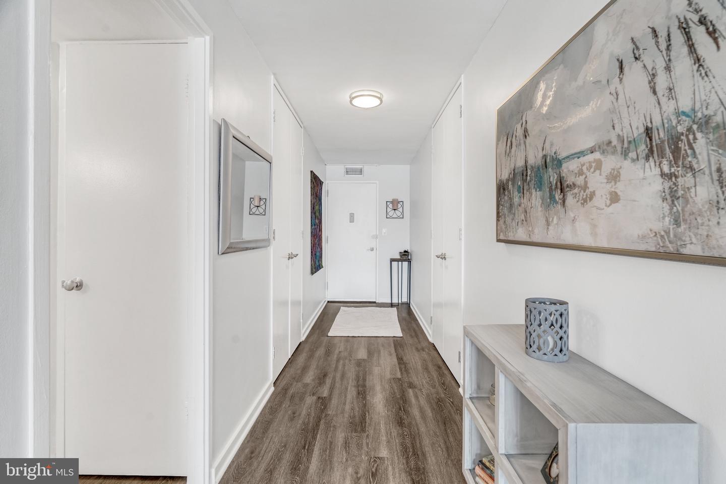 11400 Washington Plz W #303