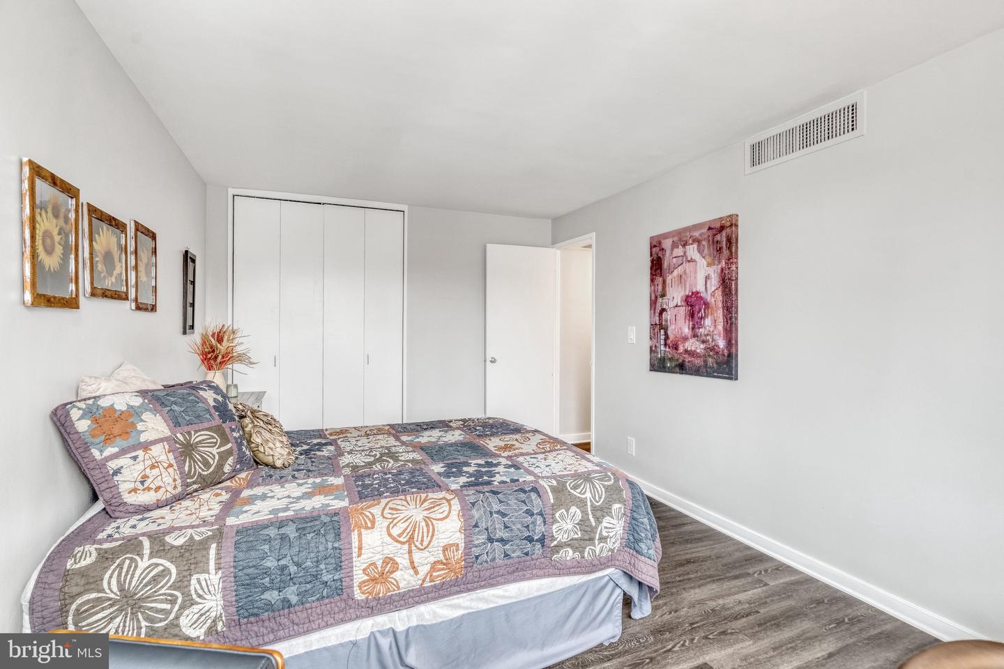 11400 Washington Plz W #303