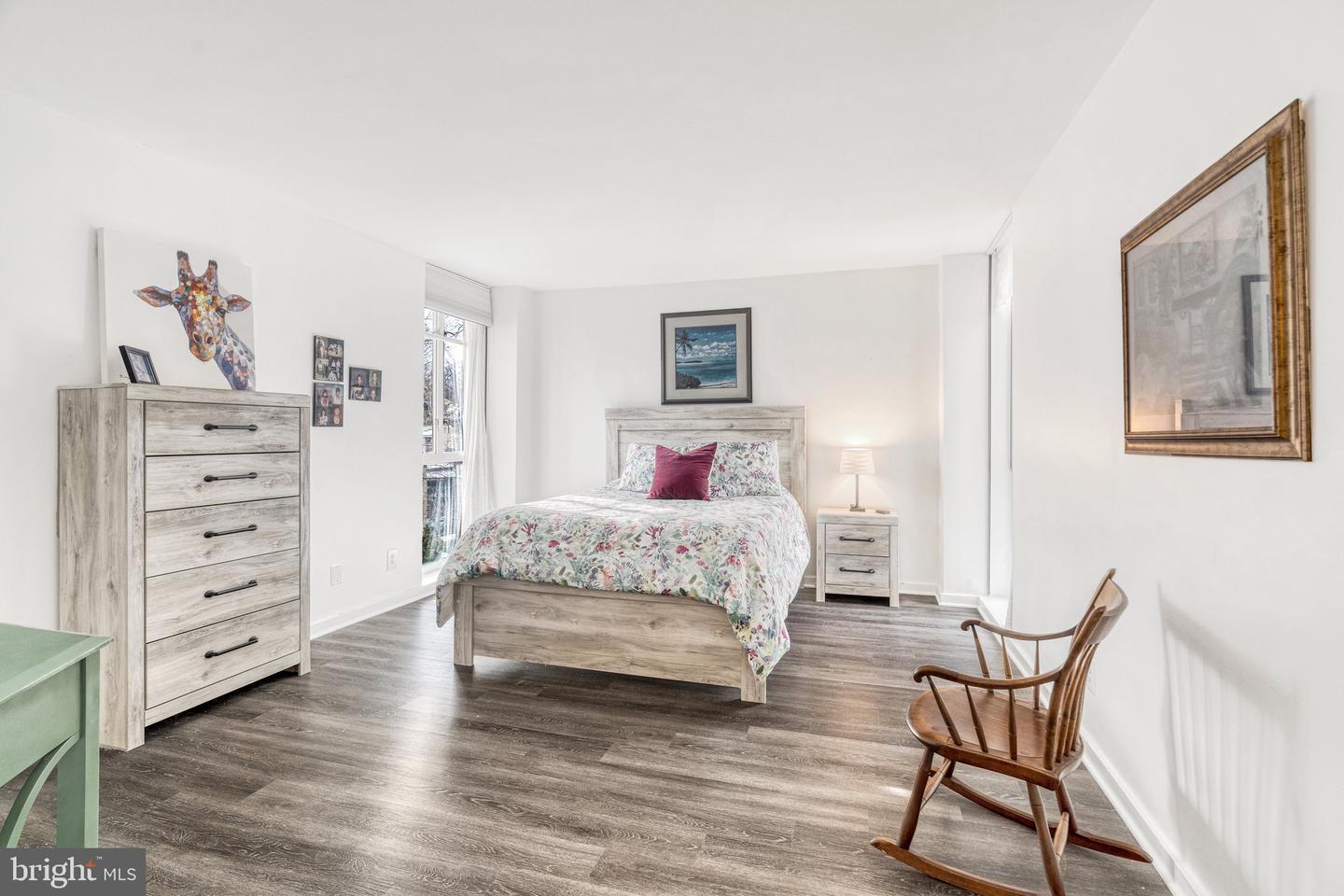 11400 Washington Plz W #303
