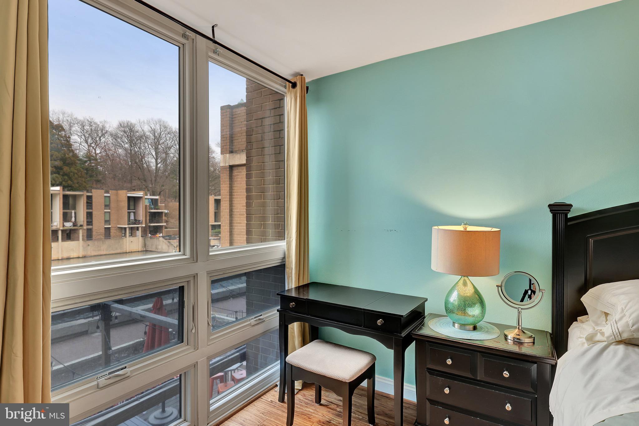 11428 Washington Plz W #11428