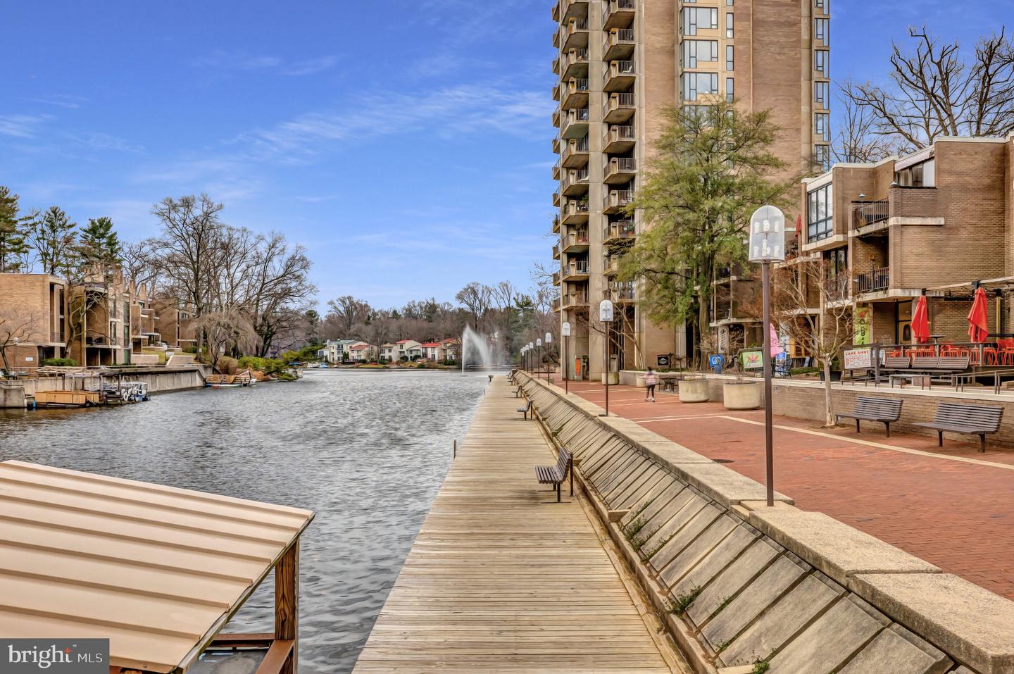 11428 Washington Plz W #11428