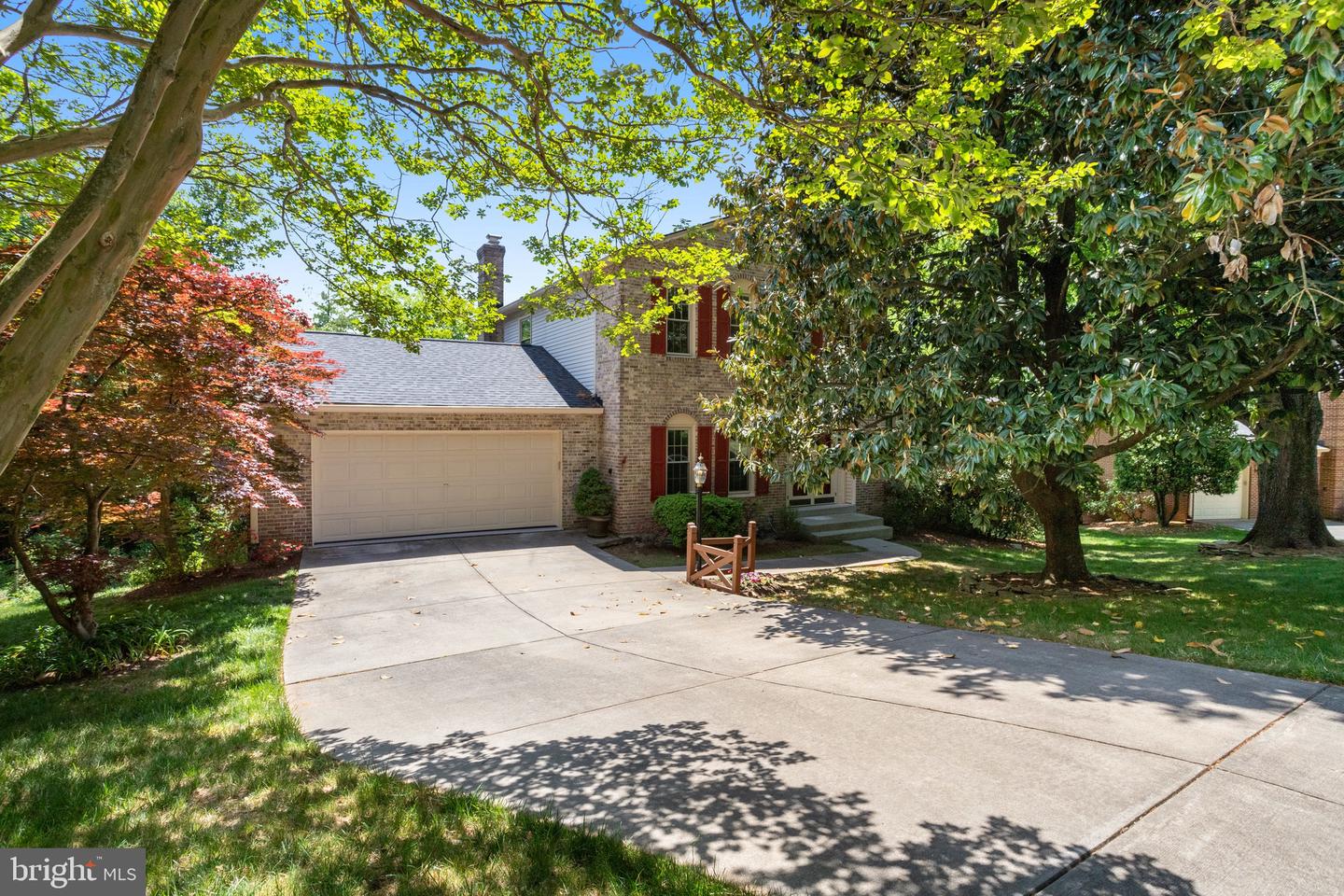 1915 Mason Hill Dr