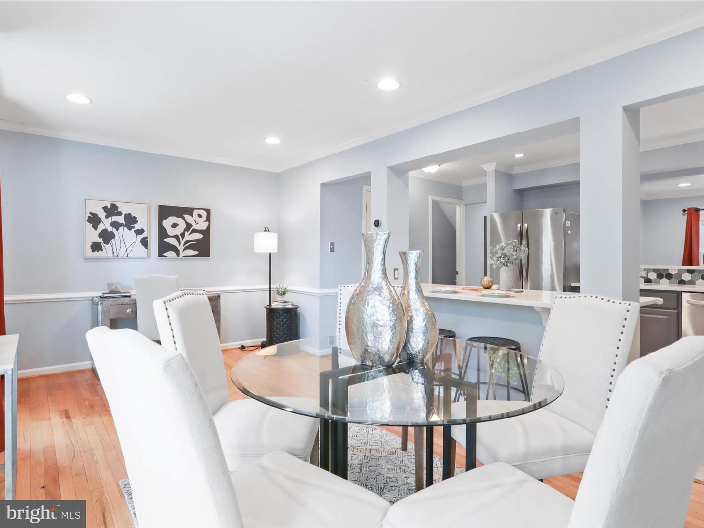 2425 Ansdel Ct