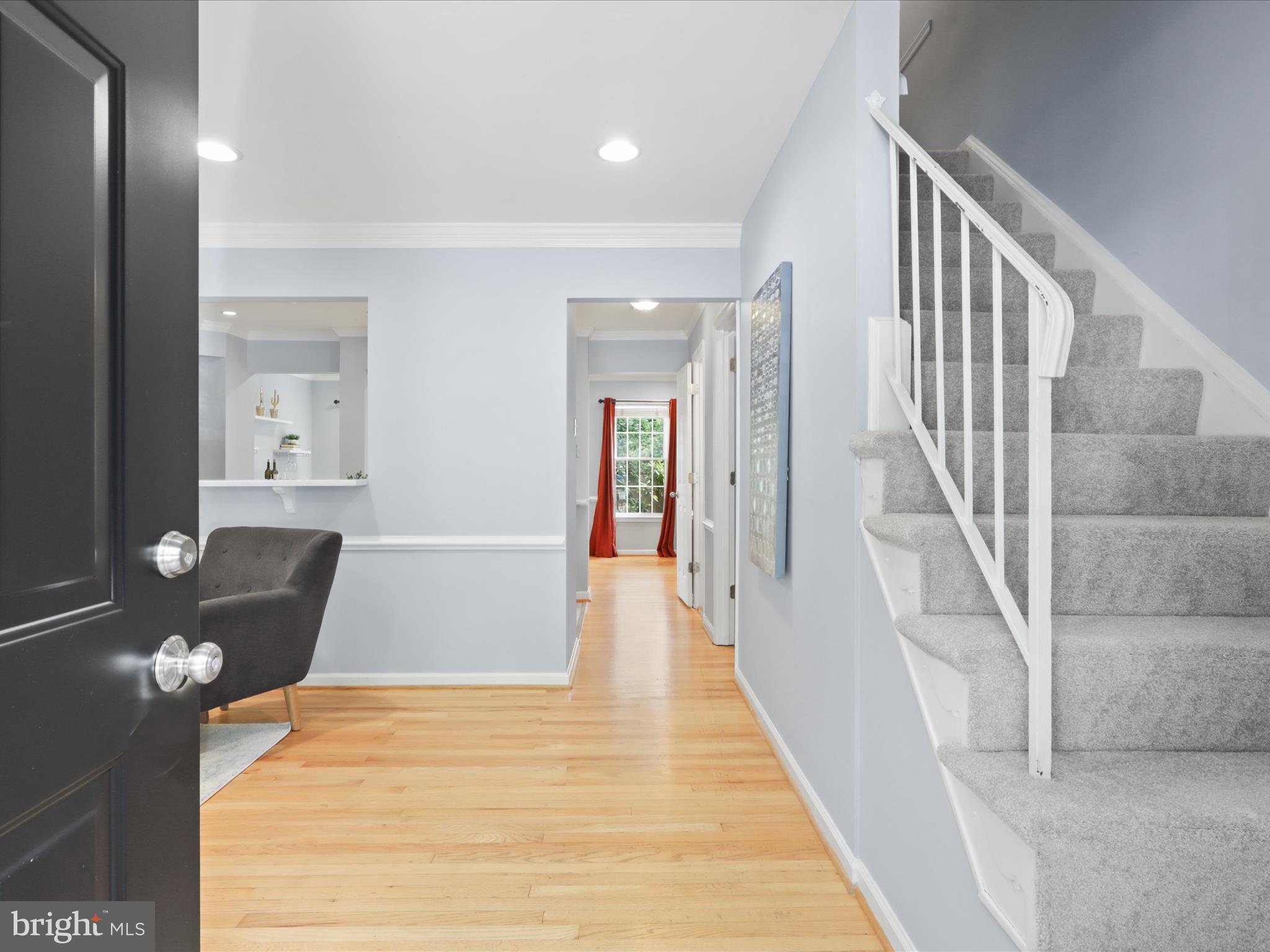 2425 Ansdel Ct