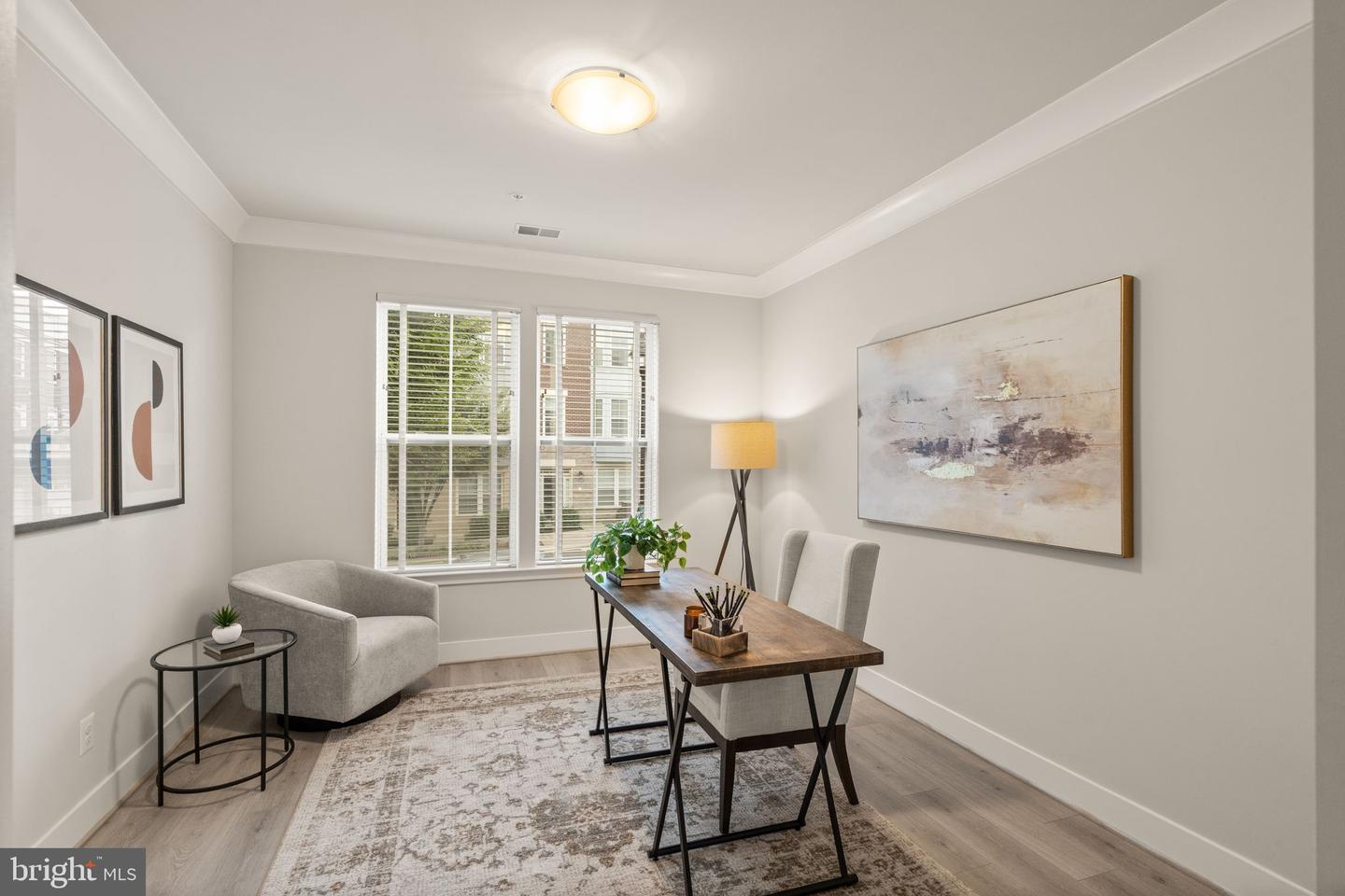 11696 Sunrise Square Pl