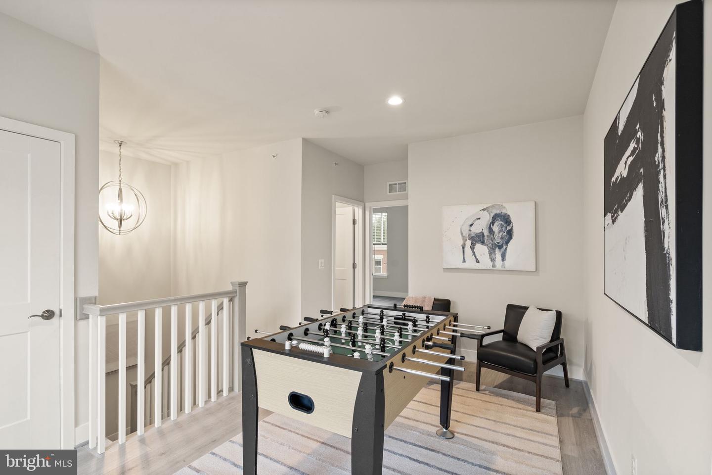 11696 Sunrise Square Pl