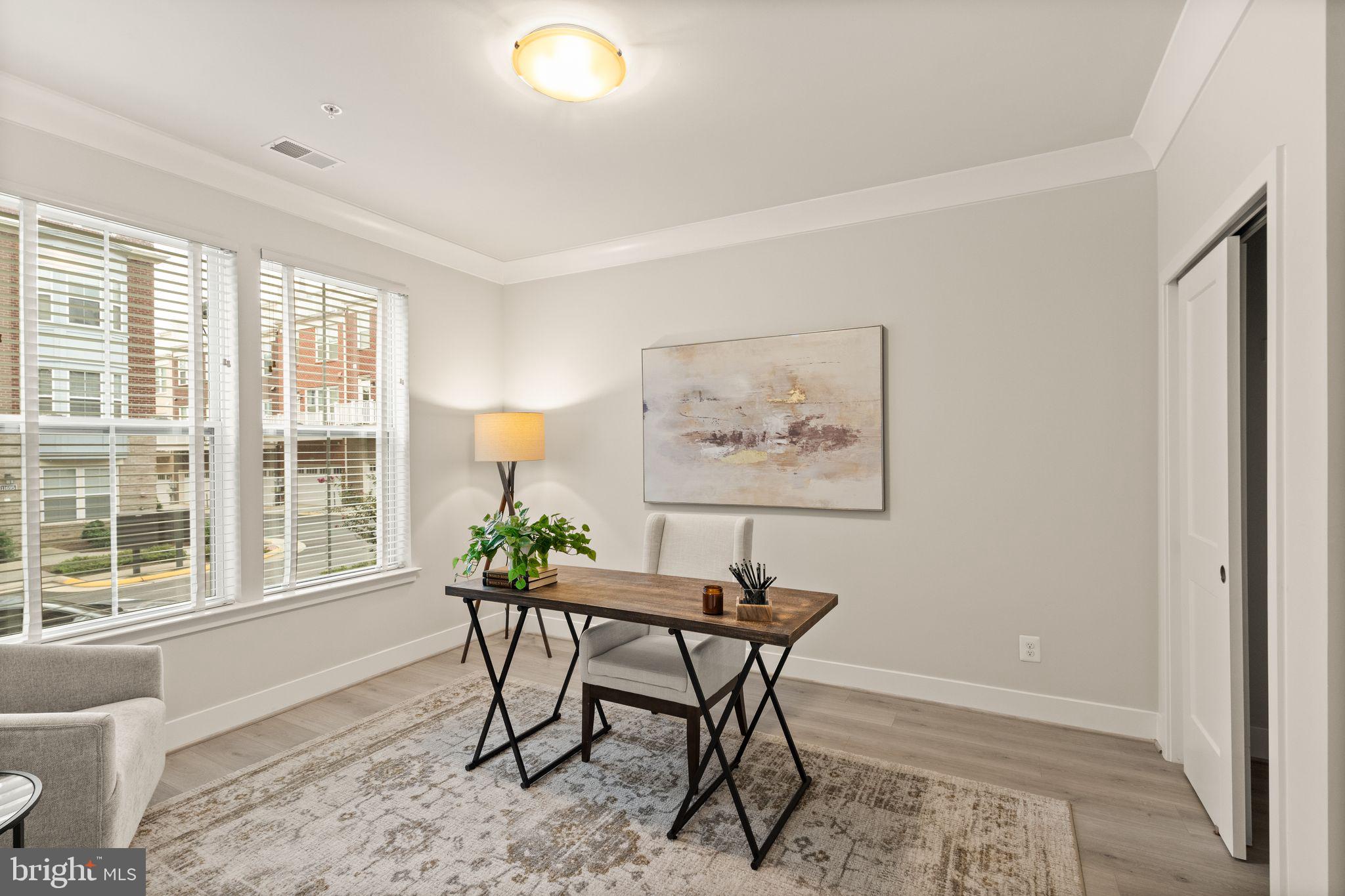 11696 Sunrise Square Pl
