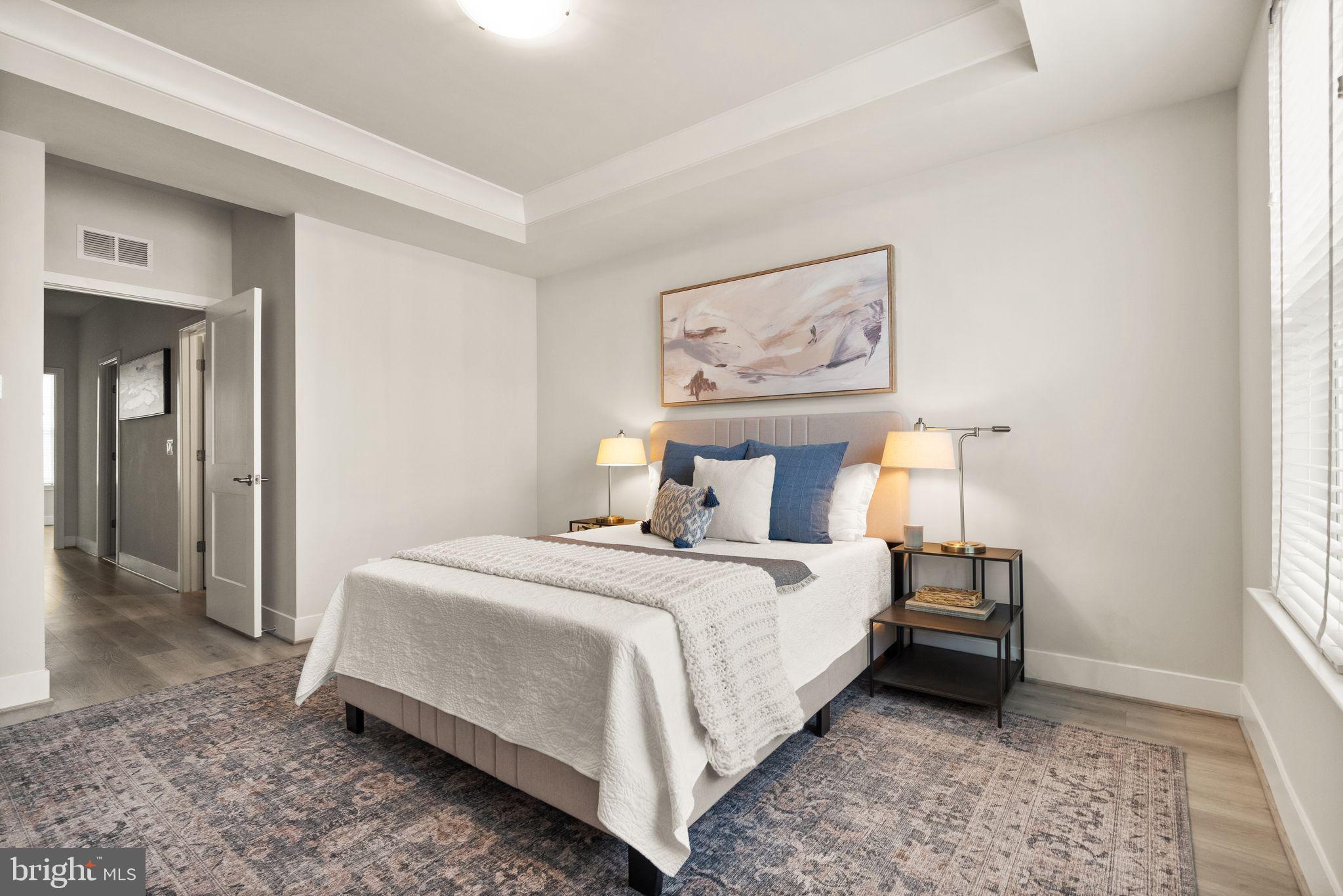 11696 Sunrise Square Pl