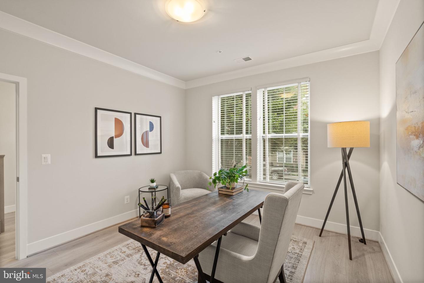 11696 Sunrise Square Pl