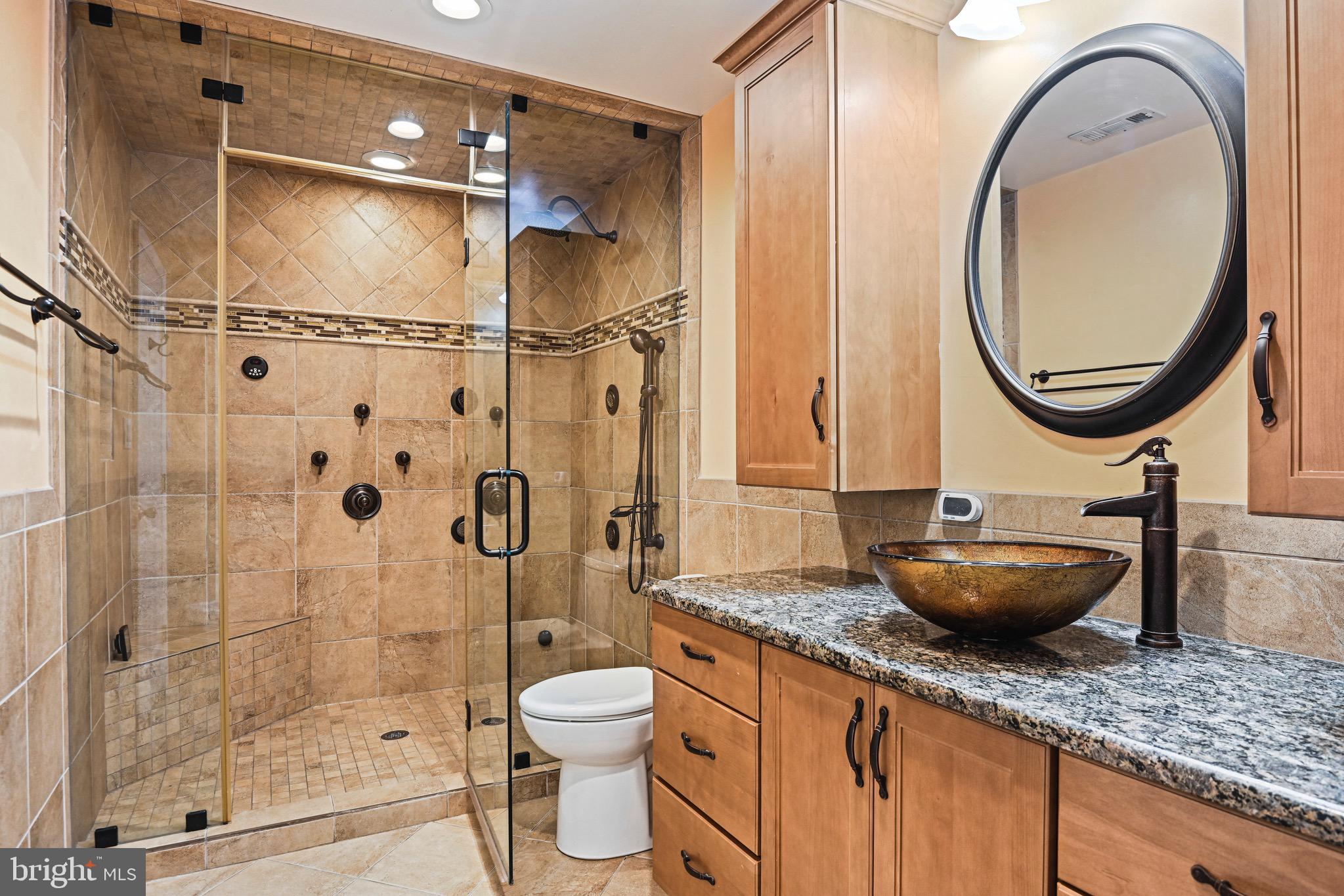 13604 White Barn Ln