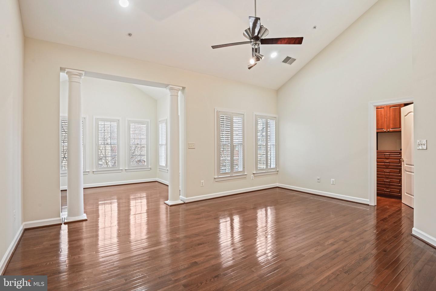7712 Spoleto Ln