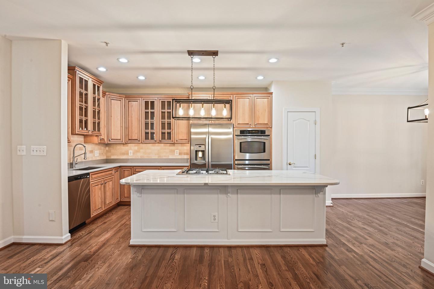 7712 Spoleto Ln