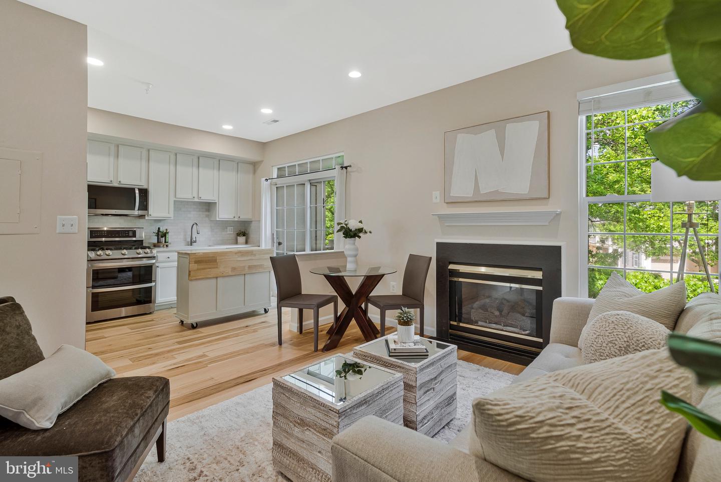 11402-J Gate Hill Pl #57