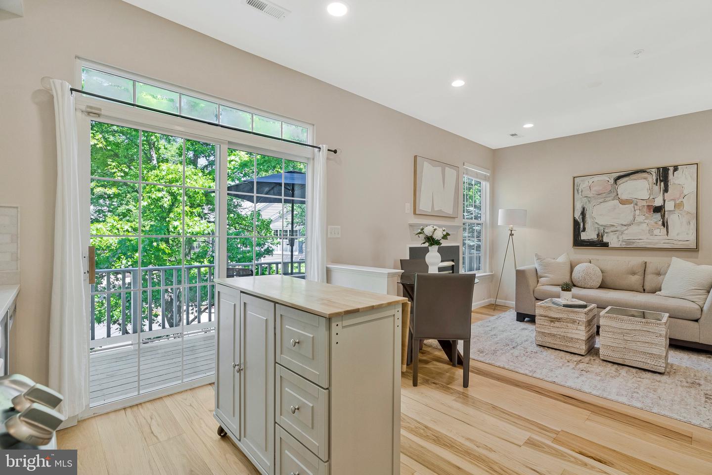 11402-J Gate Hill Pl #57