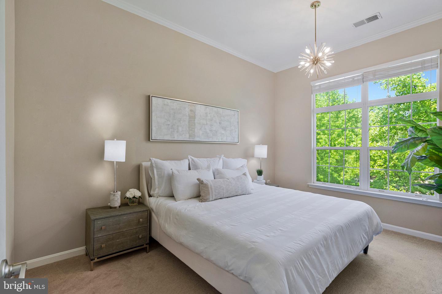 11402-J Gate Hill Pl #57