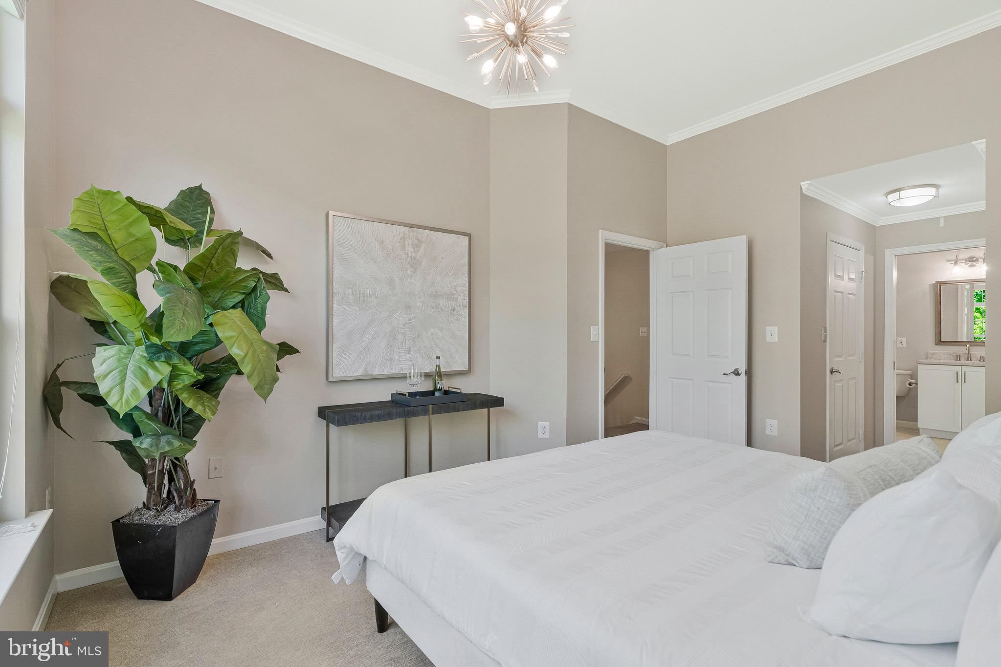 11402-J Gate Hill Pl #57