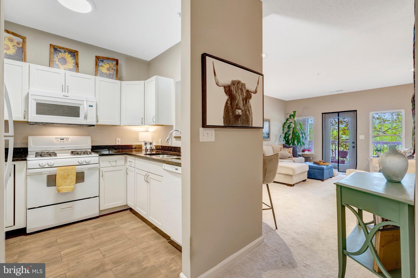 1712 Lake Shore Crest Dr #14