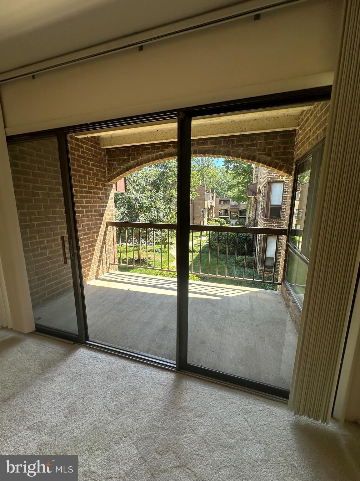 11208 CHESTNUT GROVE SQUARE 11208-209